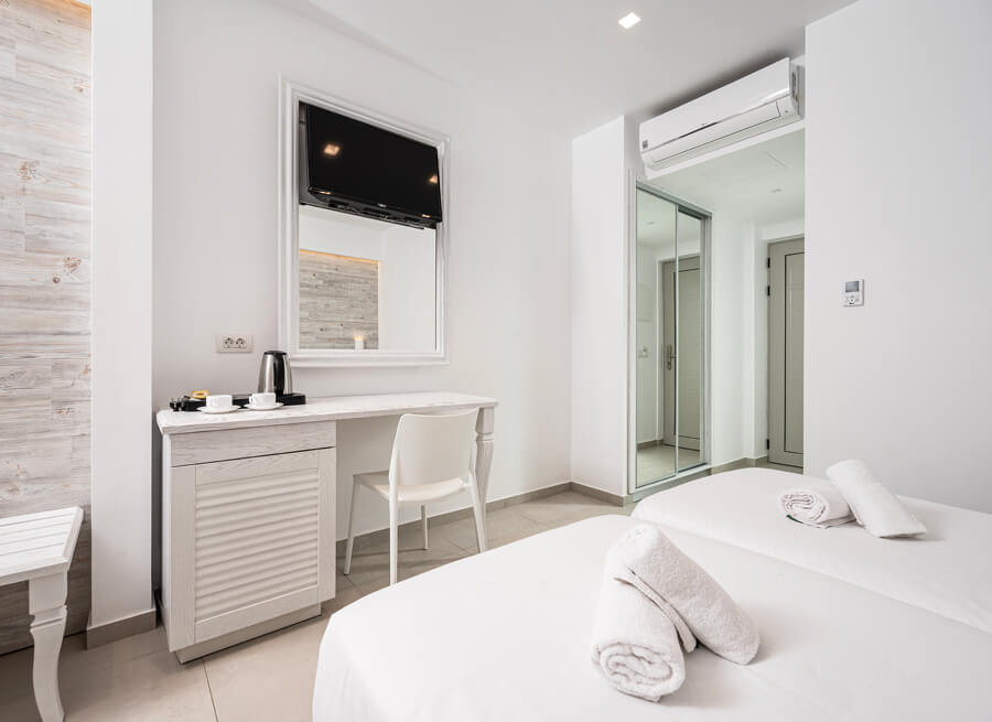 deluxe double room